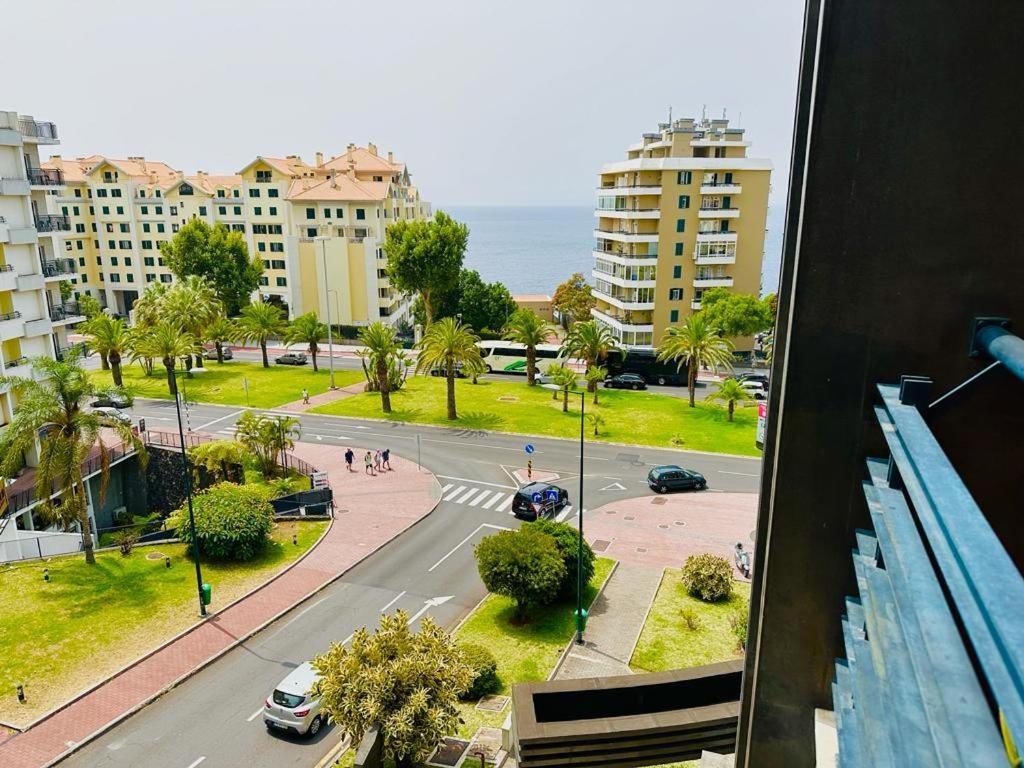 פונשל Smarts Apartment Da Ajuda מראה חיצוני תמונה