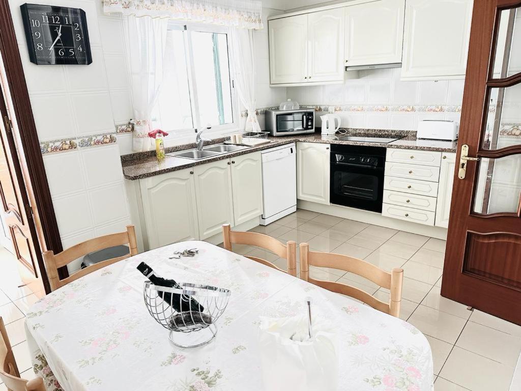 פונשל Smarts Apartment Da Ajuda מראה חיצוני תמונה